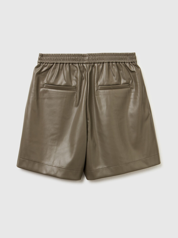 BERMUDA Women image number 2